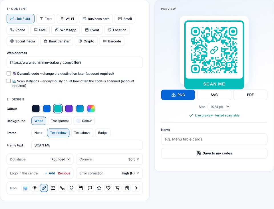 Oluştur sayfası: web adresi girilmiş, renk petrol mavisi, SCAN ME yazılı “Altta metin” çerçevesi ve ortada bir bağlantı simgesi; sağda PNG, SVG ve PDF indirme düğmeleriyle önizleme.